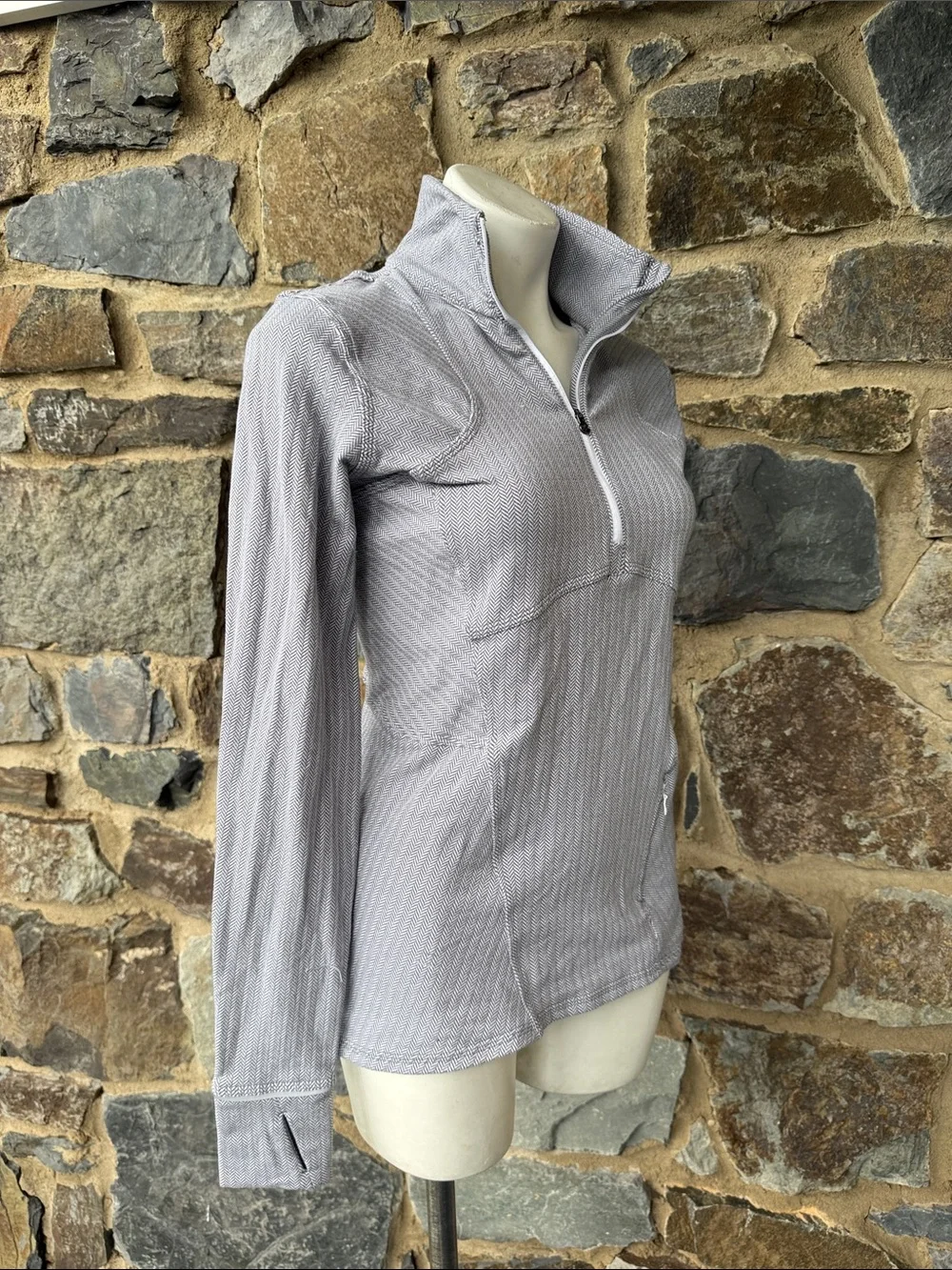 Lululemon Kanto Catch Me 1/2 Zip in Heathered Herringbone/White Slate Size 8